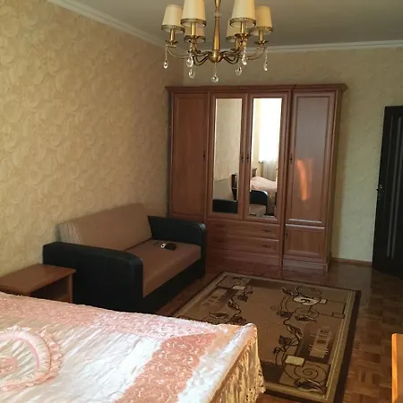 помірецька,9 Apartment *